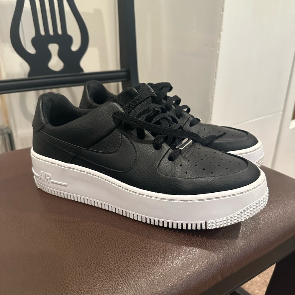 Worn once sage Air Force ones 9